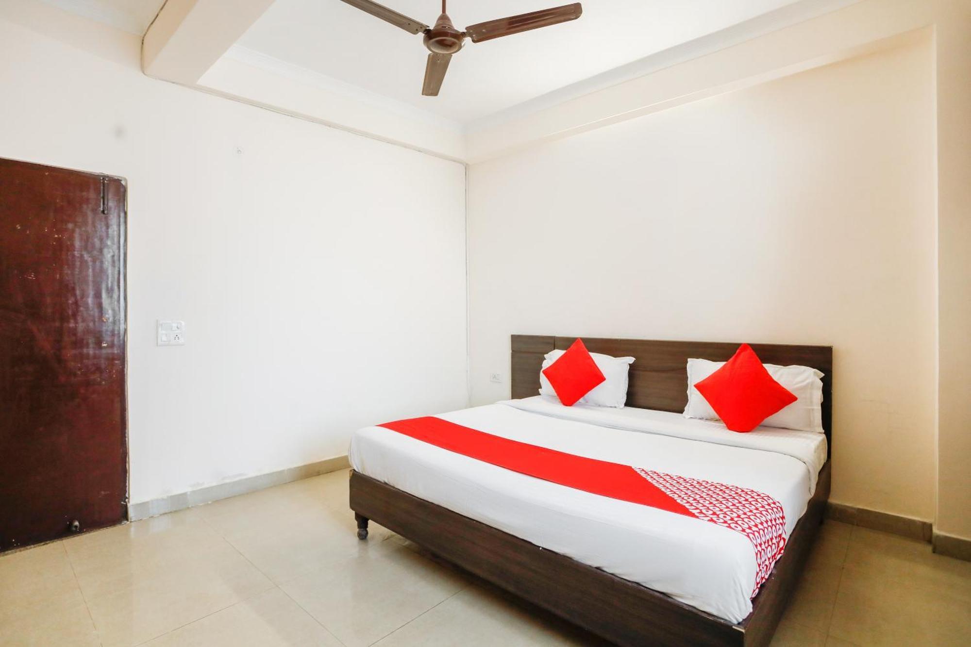 OYO 71053 Av Residency Noida Exterior foto